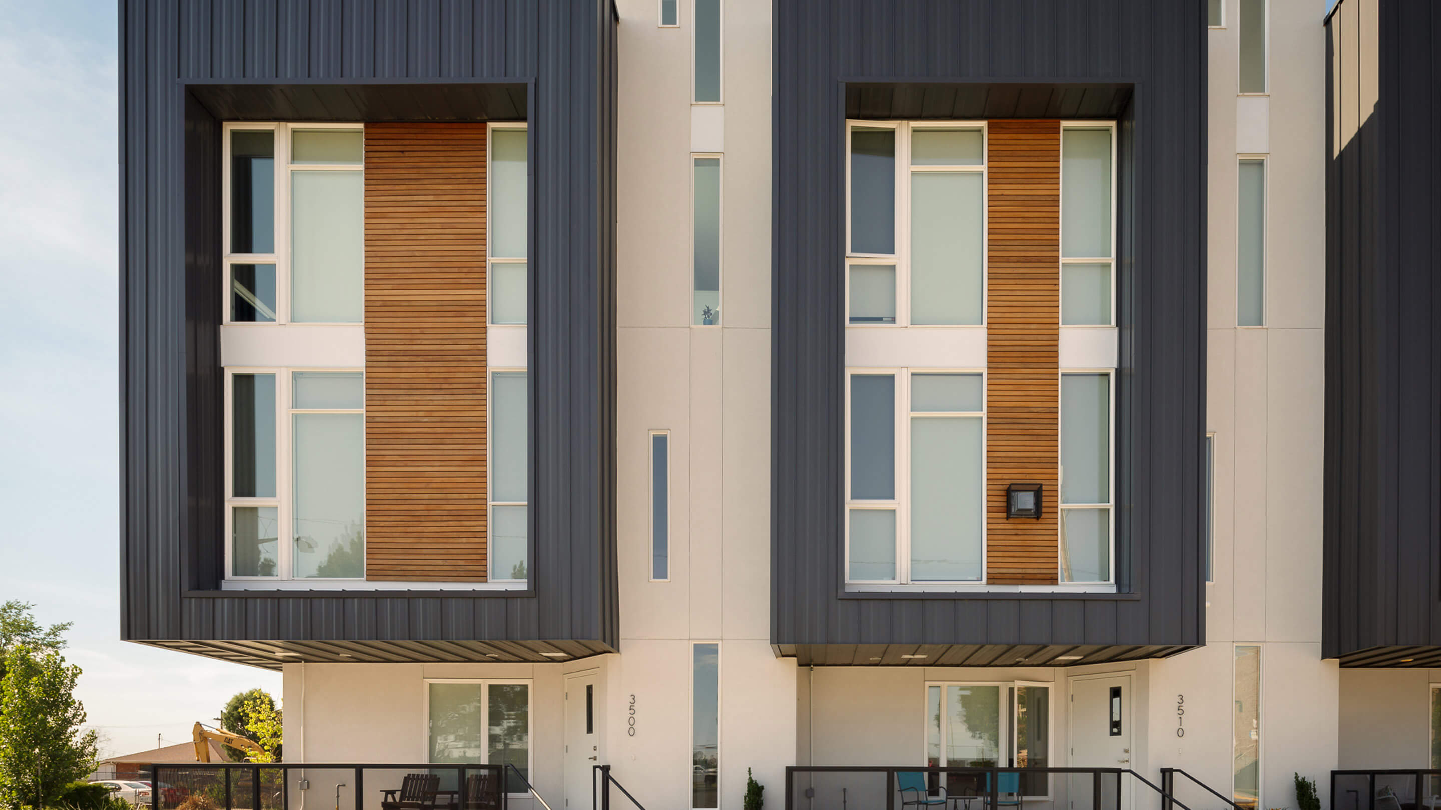 A picture of a commercial building